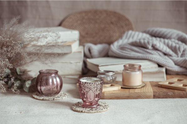 details-home-autumn-decor-rustic-style-i-nterior-room-close-up